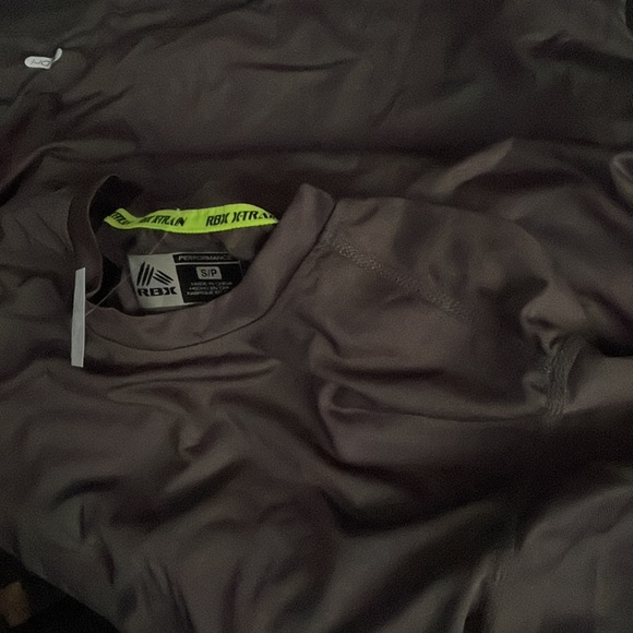 NWT Reebok RBX Performance X-TRAIN Active dark Gray Short Sleeves Tee X-DRI S - Picture 4 of 10